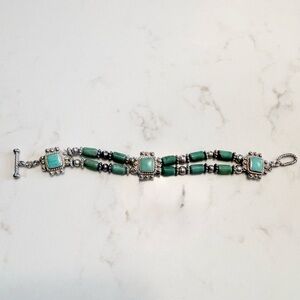 Sterling Silver Turquoise Bracelet / 925
Southwestern Artisan Style/Makers Mark